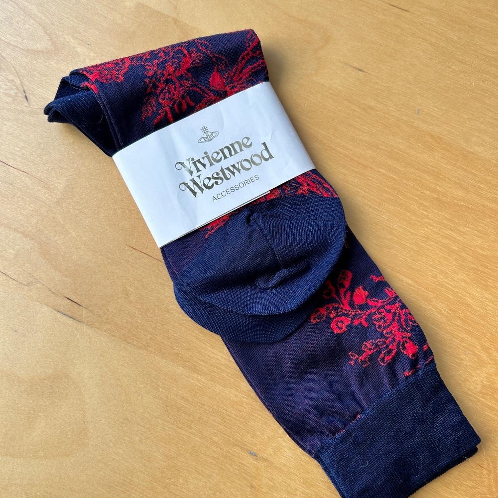 Vivienne Westwood Brand New 65$ Vivienne Socks w/ Asian Pattern - Picture 5 of 5